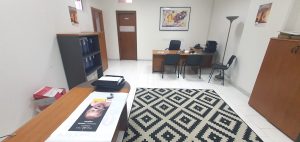 Napoli affitto locale pronto all'uso